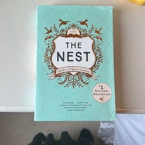 Paperback in very good condition